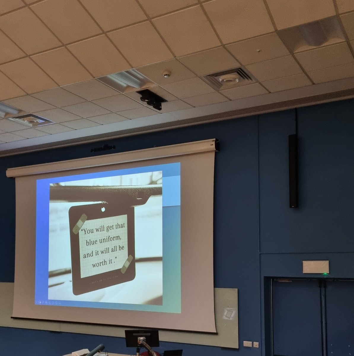 RhianVaulters's tweet photo. A lovely slide to help us through this final year💪💜💙 #USW @USWCareSciences #year3 #adultnursing https://t.co/LxnQkvJNgG