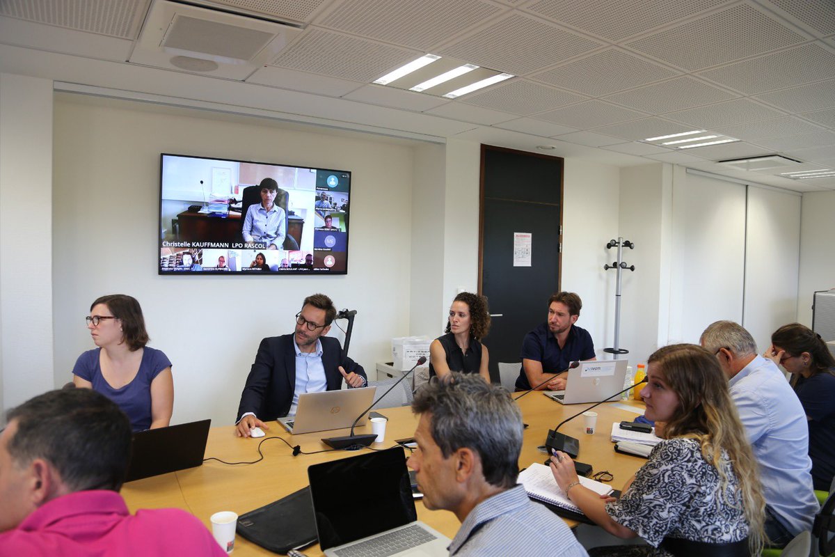MostafaFourar's tweet photo. Un temps d’échanges ce matin avec les 45 porteurs d’actions du projet #GENHYO Génération Hydrogène Occitanie, qui a pour ambition de former les scolaires, les apprentis, les salariés et les demandeurs d’emploi à cette #TransitionEnergétique
Merci à tous pour cette mobilisation ! https://t.co/kAsP9oLyIV