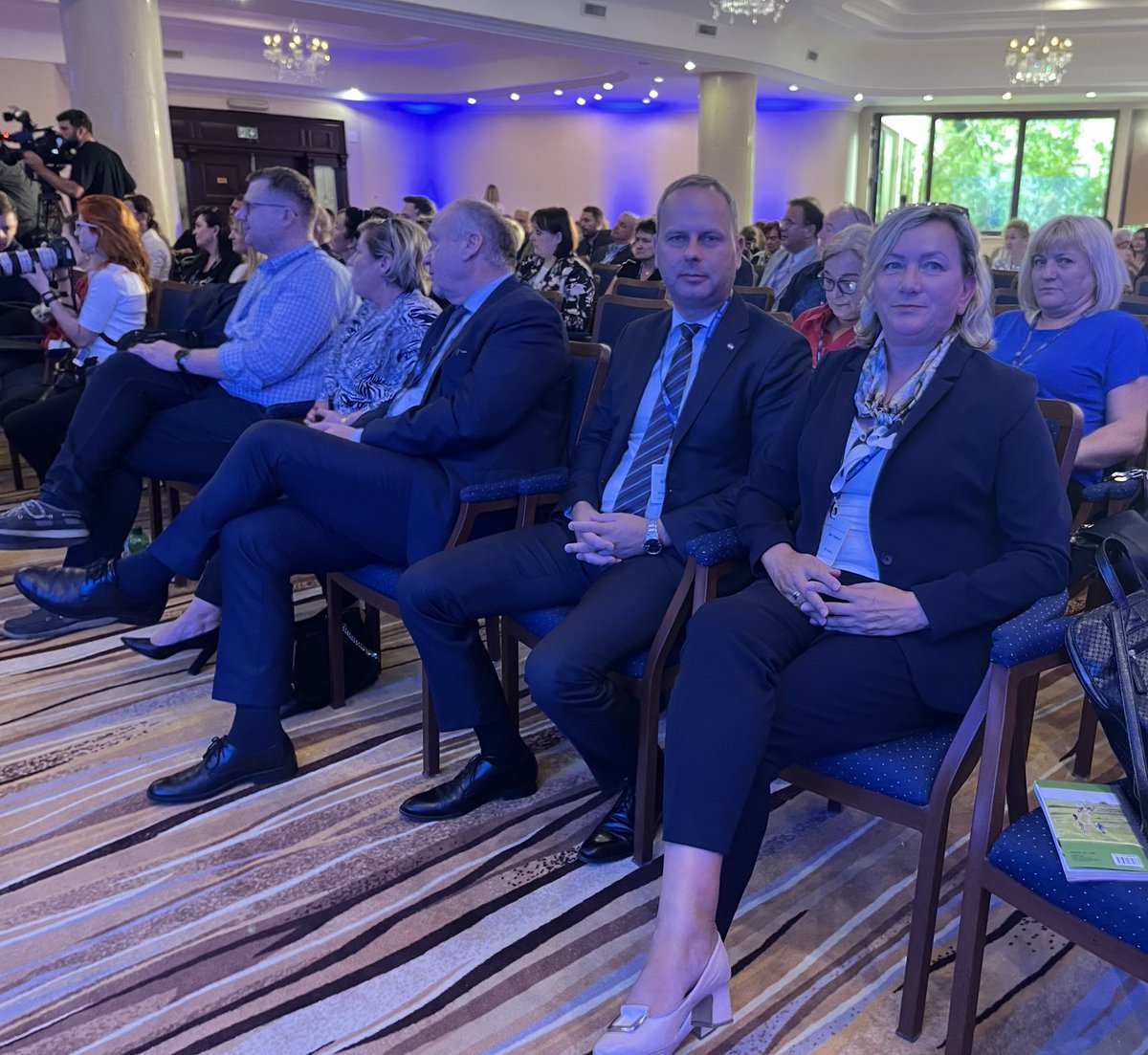 SzczurekZelazko's tweet photo. #Karpacz #ForumEkonomiczne #ForumZdrowia
Panel „Jakość w chronie zdrowia kluczem do bezpieczeństwa pacjenta” z udziałem @MZ_GOV_PL @NFZ_GOV_PL @RzecznikPrawPacjenta https://t.co/S4TGfxOTMY