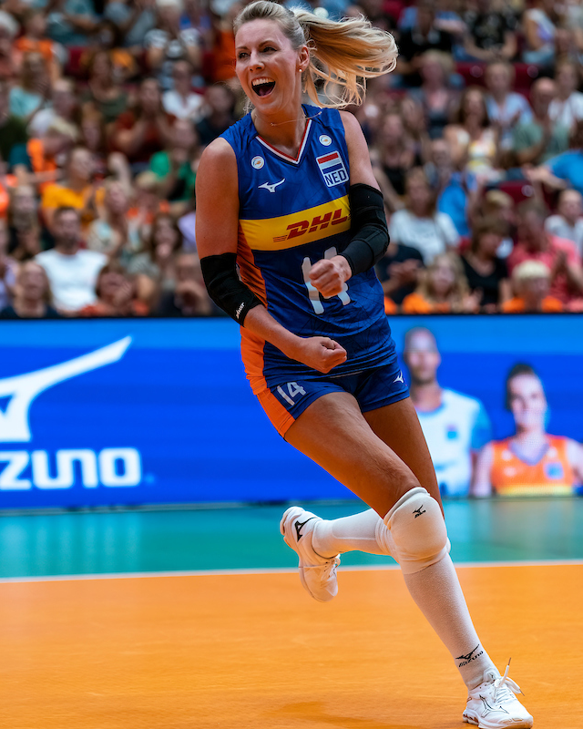 MizunoVolleyEU's tweet image. Throwback to last weekend &amp;amp; a great fight between two Mizuno teams, @Volleybaldames 🇳🇱 vs Japan 🇯🇵

Only a few more days before the Women&apos;s World Championships ⚡

#MizunoVolleyEU #ReachBeyond #ReturnReady