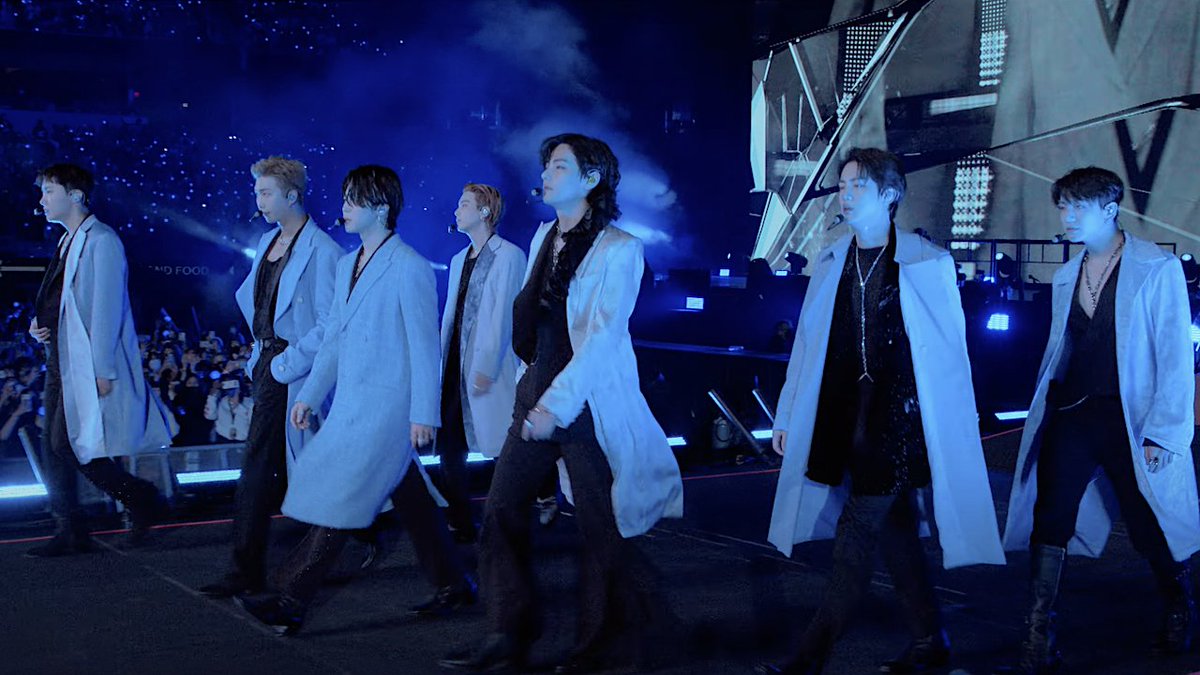 MusicMonkeyBE's tweet photo. BTS-concertfilm ‘Permission to Dance On Stage – LA’ staat nu wereldwijd op Disney+
#BTSonDisneyPlus

https://t.co/jWPd879Sai https://t.co/vH28l1b0tG