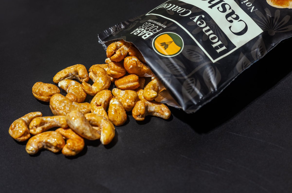 BabaFoodsCashew's tweet photo. Honey lovers gather around!
Ever wondered what cashews dipped in the honey looked like? Well here you have it!
Our honey coated cashews look and even taste better!
#babafoods #cashews #honey #snackon #sweettreats #savoury https://t.co/4dGFa5Wnsv