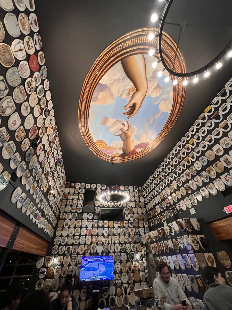 meeplty's tweet photo. @Jewyorican Folks who 💜 bathroom art might like the unparalleled toilet seat art exhibit https://t.co/egTo3xgV3S that’s all I got https://t.co/aHyYTIiph5
