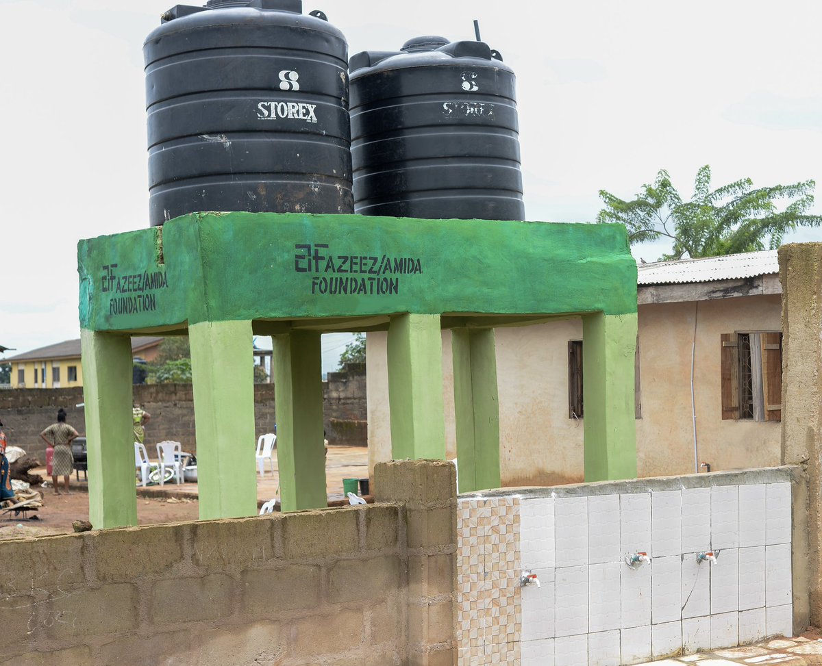 AzeezAmidaFDN's tweet photo. With great pleasure, we announce the commissioning of our second project in Ilishan, Remo, Ogun State. 

The project is the installation of a borehole, 4,000-litre capacity tanks, and three public service pumps for the community. 
#AzeezAmidaFoundation #cleanwaterforall https://t.co/0wCh65teMT