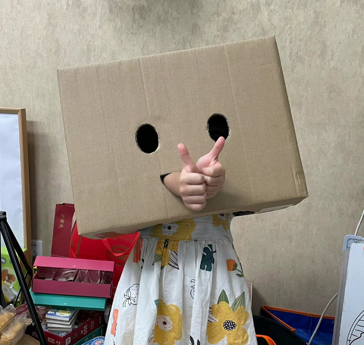 adeefeng's tweet photo. 盒子头耍耍🤨#NFTCommunity #NFTartist https://t.co/0UtwtfvqnP