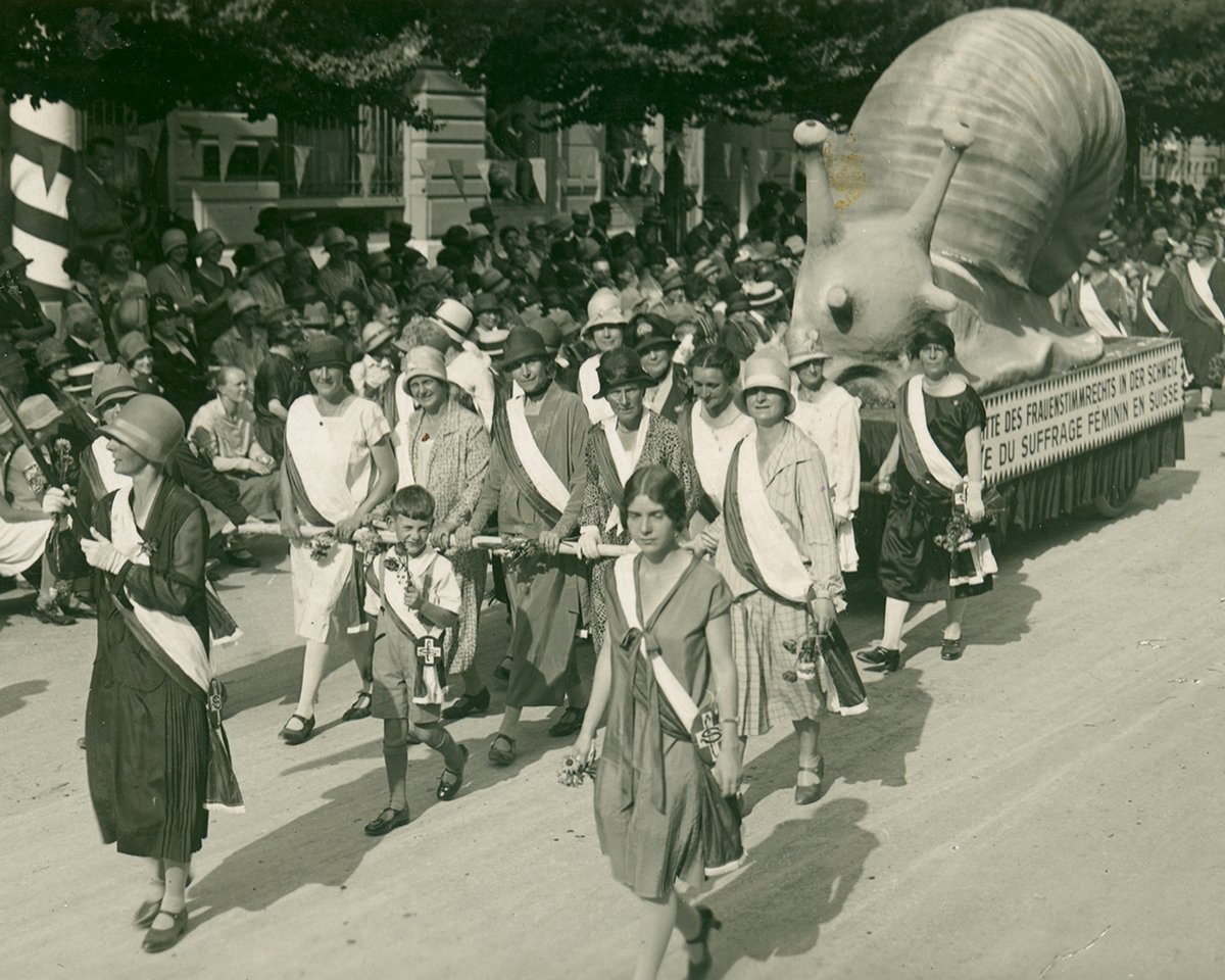 HistMuseumBs's tweet photo. Heute in einer Woche findet anlässlich des #SwissDemocracyDay2022 eine demokratische Führung statt. Das Publikum kann mitbestimmen, wie die Führung weitergeht.

📅 15. September 2022
⌚️12.30 – 14.00 Uhr
📍 Barfüsserkirche
💰 Eintritt frei

Weitere Infos: https://t.co/mxNBMKGa3g https://t.co/7WhchbmSHX