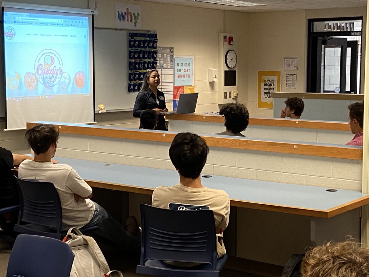 Thank you Candy from ⁦<a href="/CandysCreamery/">Candy’s Creamery</a>⁩ for speaking to ⁦<a href="/GHS_Geneva/">Geneva High School</a>⁩ Entrepreneurship class. Loved hearing about your journey! ⁦<a href="/Geneva304/">Geneva CUSD 304</a>⁩ #futureentrepreneurs