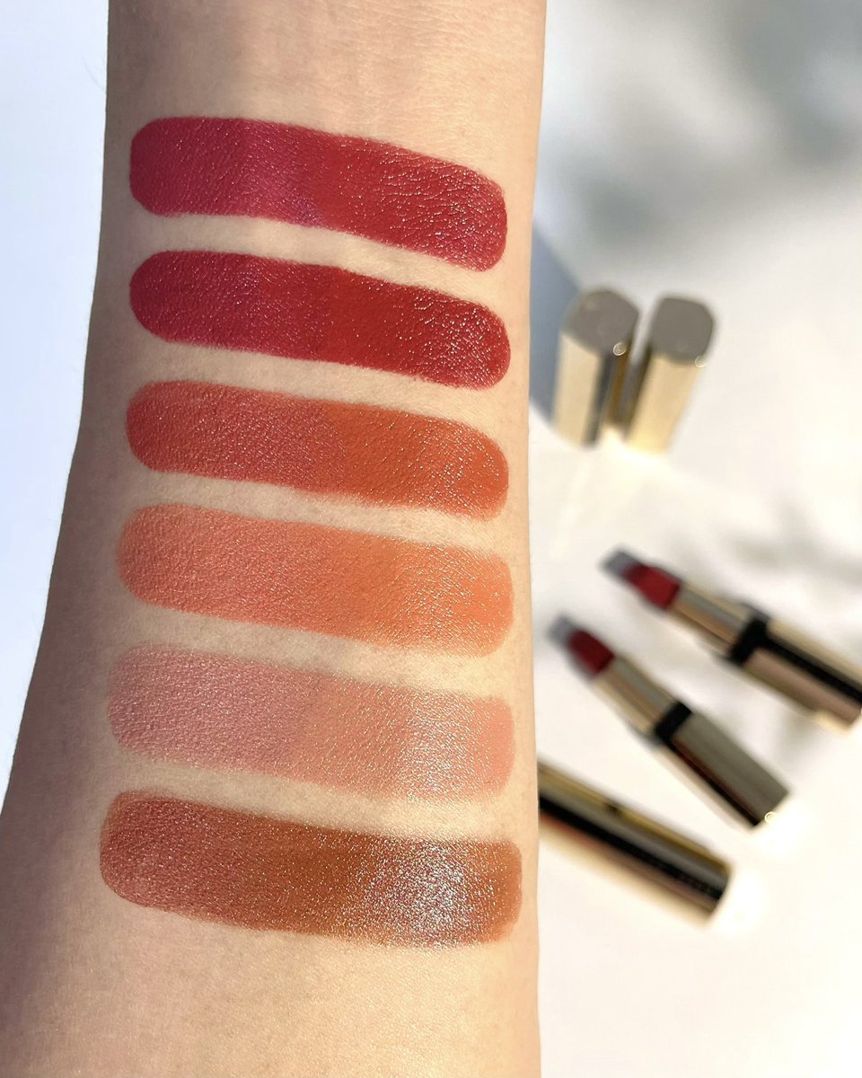 Khunsomsree's tweet photo. สวอช Luxe Lipsticks @BobbiBrown  สีที่ชอบที่สุด 6 สีมาเป็นข้อมูลประกอบกอบการตัดสินใจซื้อ เนื้อดีมากจริง ๆ ใครชอบสีไหนก็แวะไปลองกันดูนะค๊า #ของมันต้องมี https://t.co/Ll3Cf47BZM