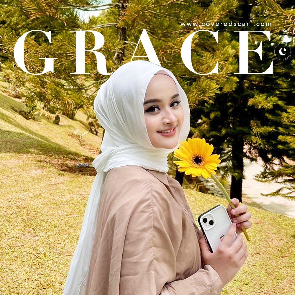 CoveredScarf's tweet photo. To us, Grace is pureness and innocence in beauty. It’s something that the eyes can see but has a deeper more valuable meaning to it 💕 

What comes to mind when you think of the word Grace? Let us know in the comments down below 🥰 https://t.co/1ENxWyAhyh