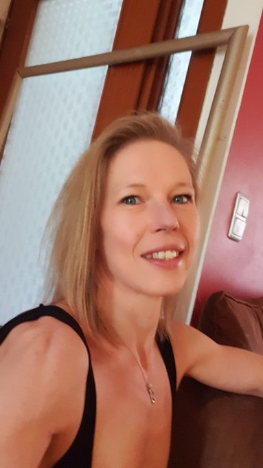 Ongelooflijk drukke agenda! And I'm loving it!! https://t.co/XH1JgoRckV<a href="/tag/xhamster"class="tags"><span>#xhamster</span></a>