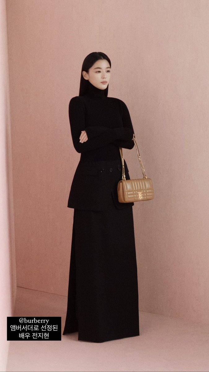 LDramaland's tweet image. #JunJiHyun for #Burberry
#embassador for the brand