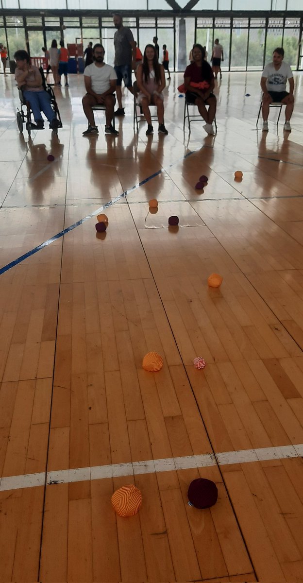 XEASC's tweet image. Ara mateix a Tortosa intercanvi entre joves i entitats: 50 participants practicant esports adaptats, en el marc del projecte internacional WINS. Fent escola de participació e inclusió. Som-hi!
@atzavaraarrels
@LaRotllana 
#APASA
#ASSIDE 
#ErasmusPlus