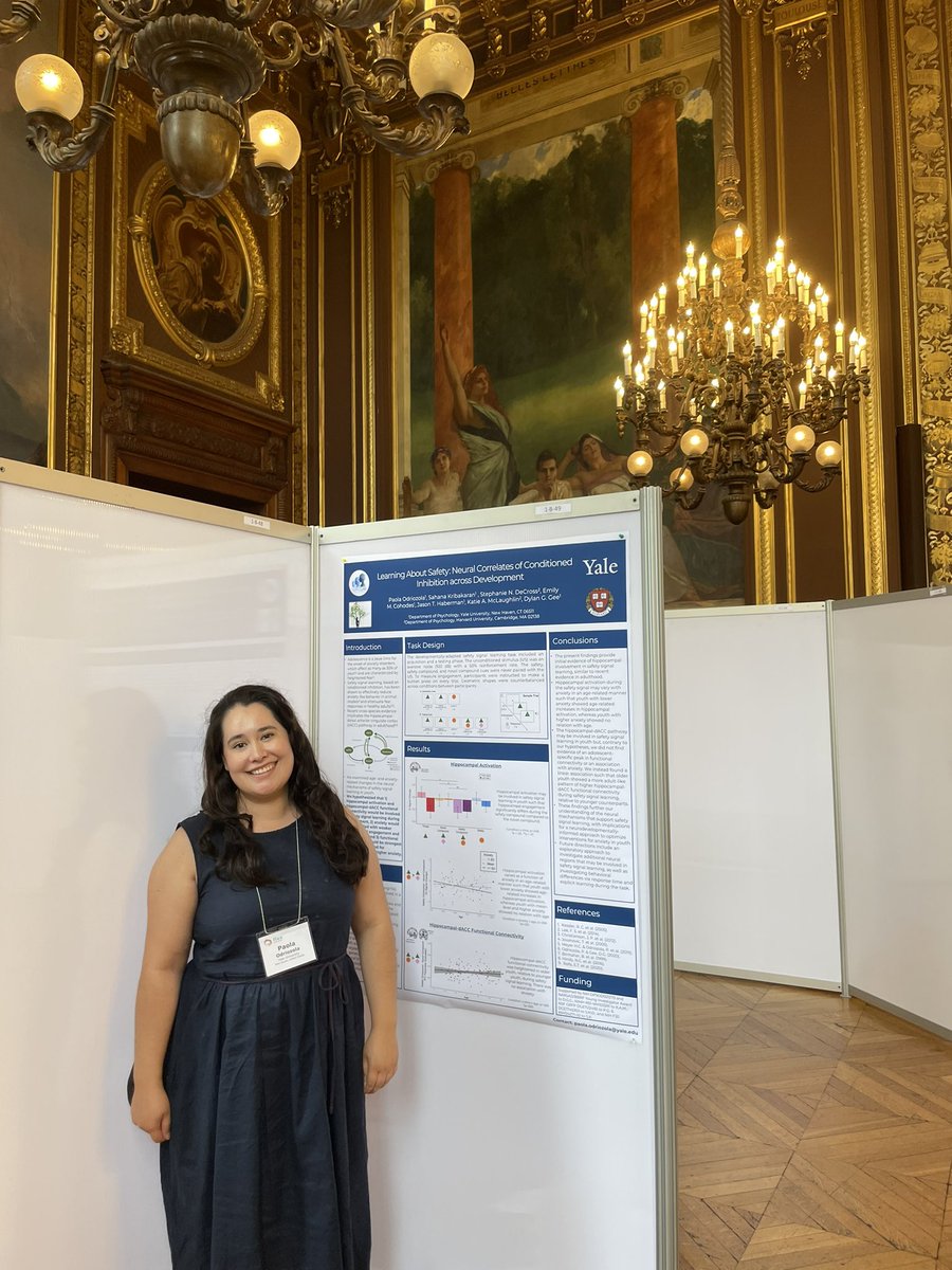 PaolaOdriozola's tweet photo. It was an honor to present my last study from @YalePsychology in collaboration with @PsychHarvard at #flux2022 in the spectacular @Sorbonne_Univ_ https://t.co/PhM3kOPgdX