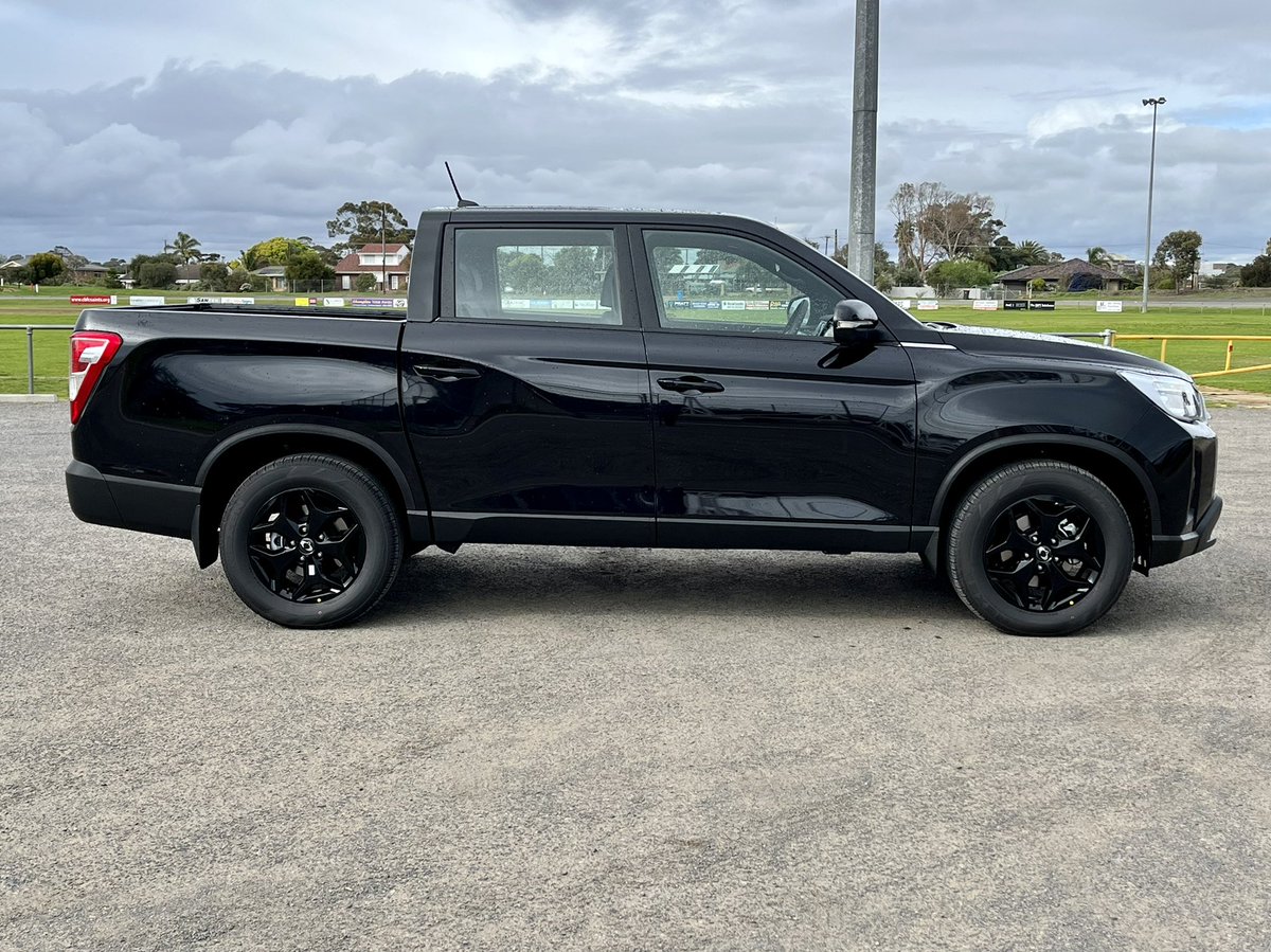 waynephilliskgm's tweet photo. The complete package. The Musso is a big, bold, beauty, with a striking front-end, luxurious interior and rugged off-road driving performance. #DriveLong #WaynePhillis #InStockNow https://t.co/wkNUC5Uon4
