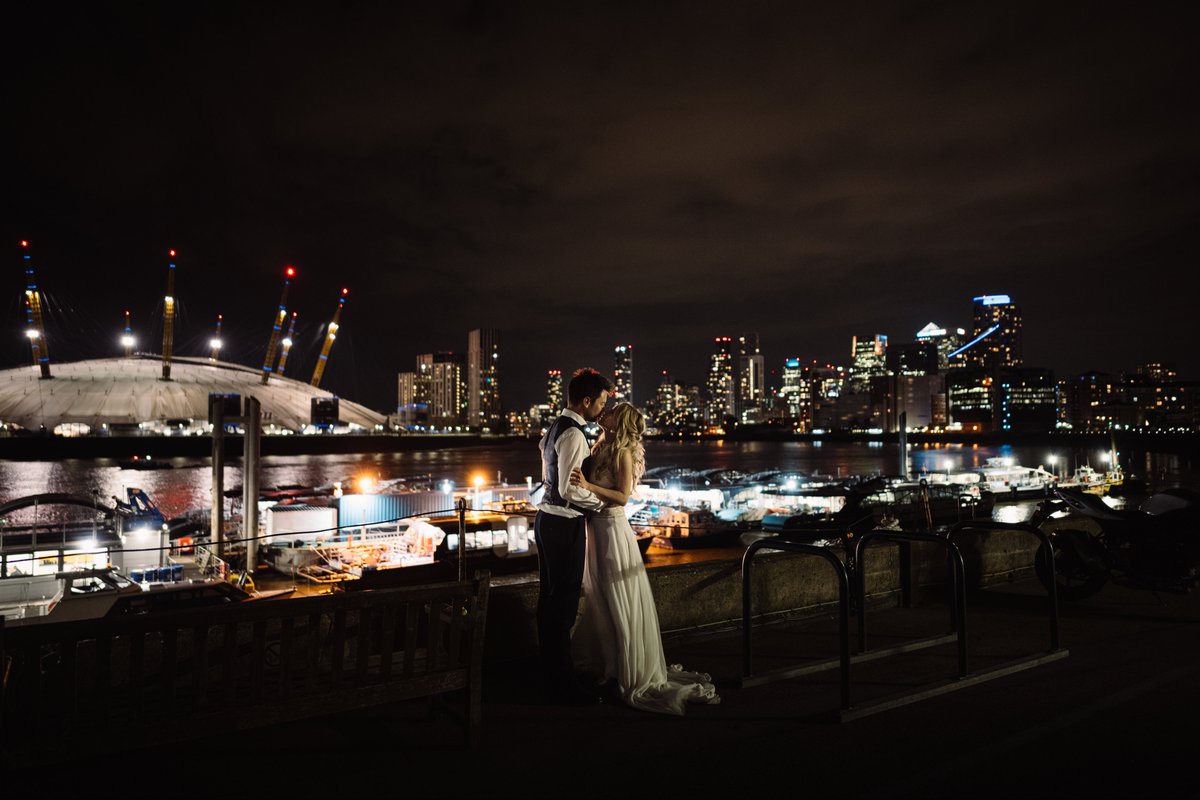 Two Cities, Two Weddings, Two days – I posted a new photography vlog on <a href="/YouTube/">YouTube</a>.

youtube.com/watch?v=NpQkgC…

It’s my third ever YouTube video, so go easy on me.