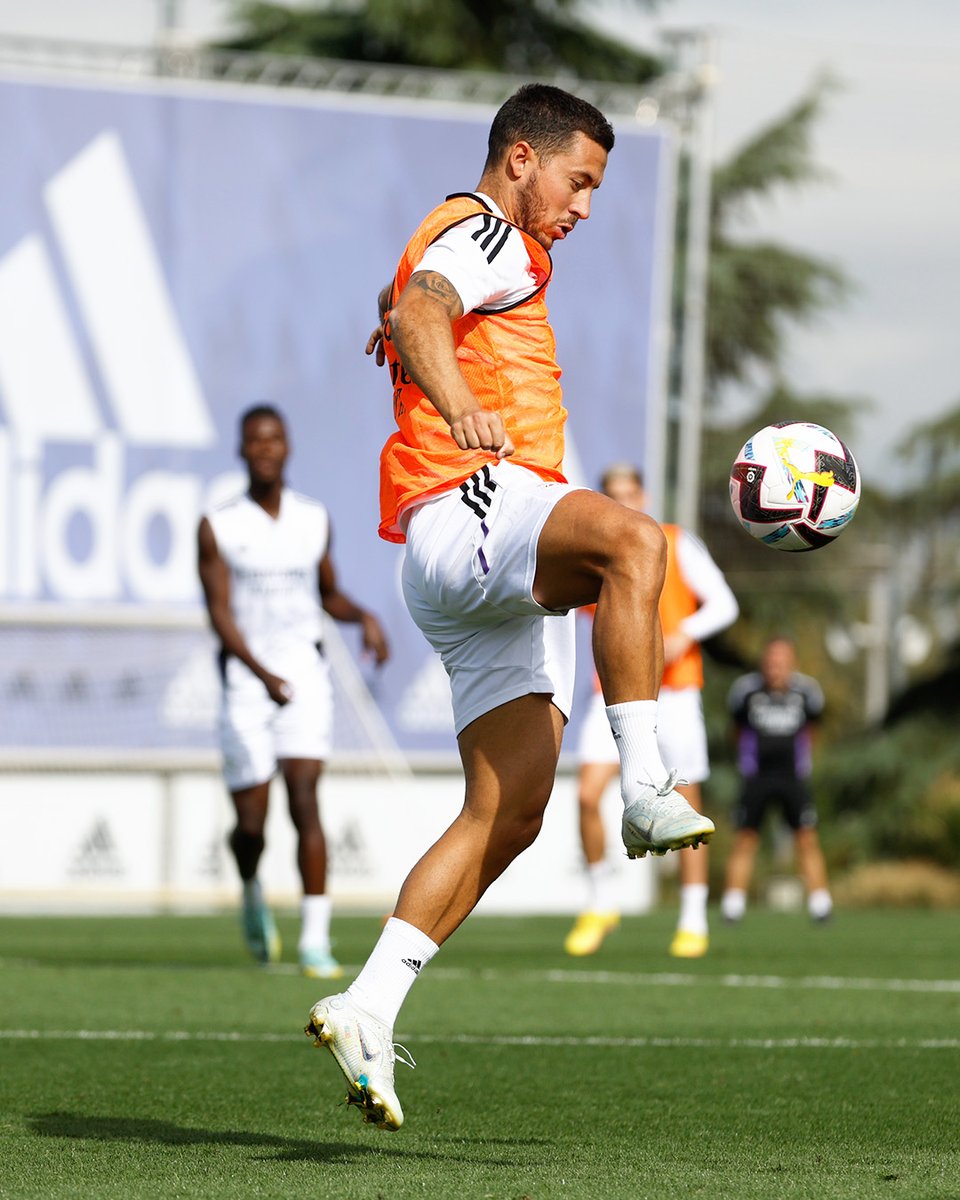 realmadridfra's tweet photo. 🟧 @hazardeden10 ⚽ https://t.co/77H5xSy3SV