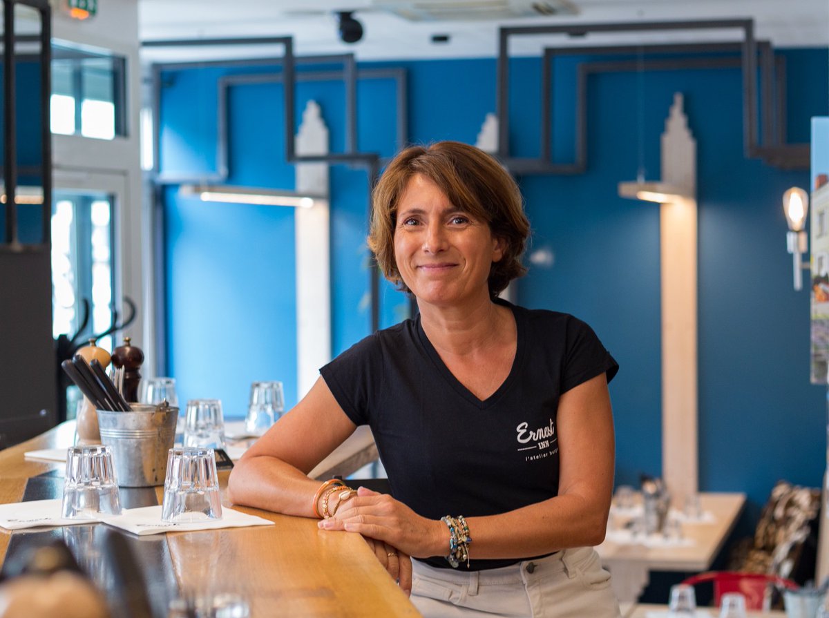 Nous sommes fiers de vous annoncer le lancement du blog Frères Toque ! 🚀

Place à notre premier article : le portrait de Céline Viale, gérante des restaurants <a href="/ernest_inn/">Ernest'Inn</a> 🍔

Bonne lecture à tous et à très vite pour un prochain article ✏️

news.frerestoque.fr/posts/portrait…