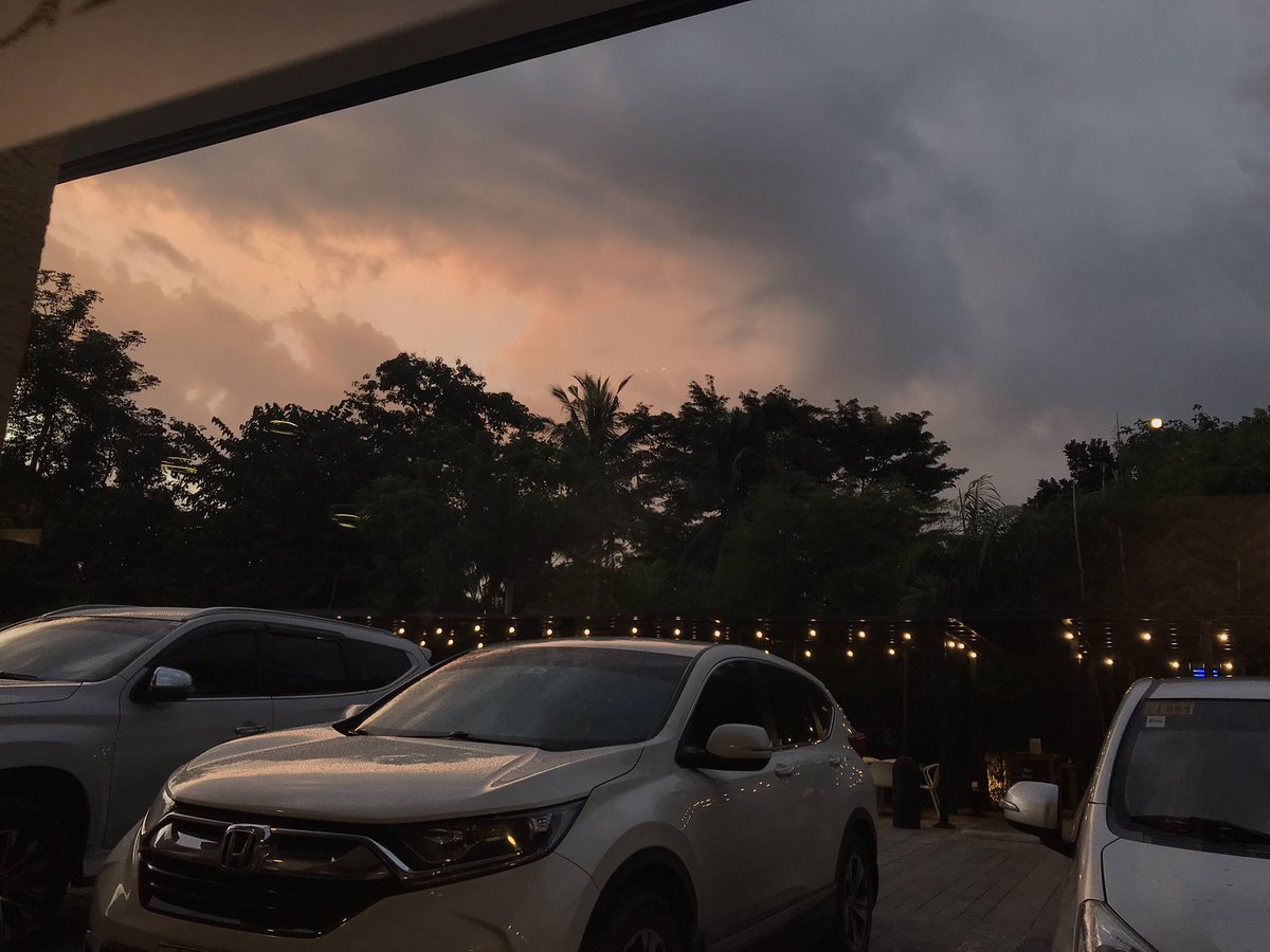 yannystudy's tweet image. went here after classes yasss slayyyyyyy