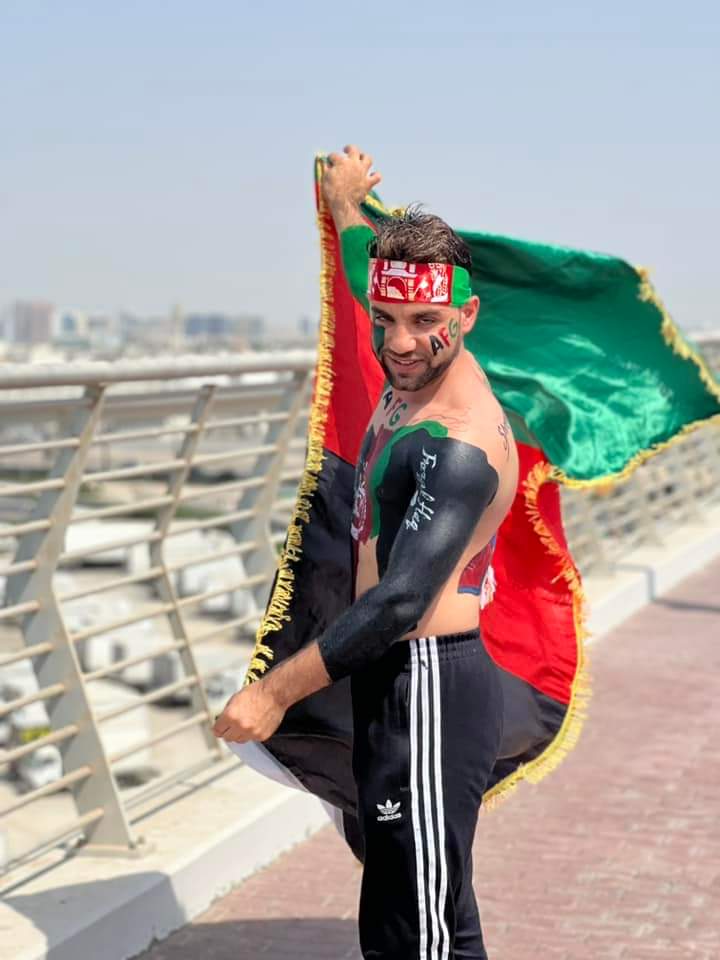 Cricket is the game of gentlemen!
Love &amp; respect for Farid Malik Much love 💖 🇦🇫

#AFGvIND #AsiaCup2022 <a href="/rashidkhan_19/">Rashid Khan</a> ❤️