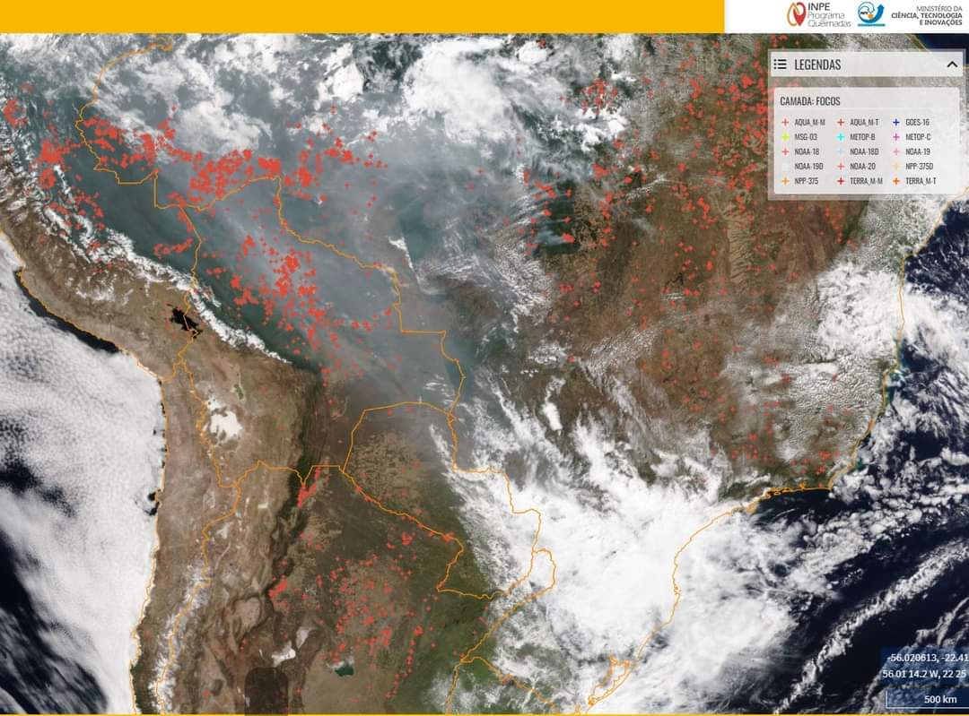 AnthonyPaez595's tweet photo. Fea situación la que viene mostrando el satélite desde hace varios días en la zona del Amazonas 😔🔥
 Están destruyendo nuestro pulmón, nuestra fuente de humedad, la fuente de vida!🌎😐 https://t.co/bLQsGnavTr