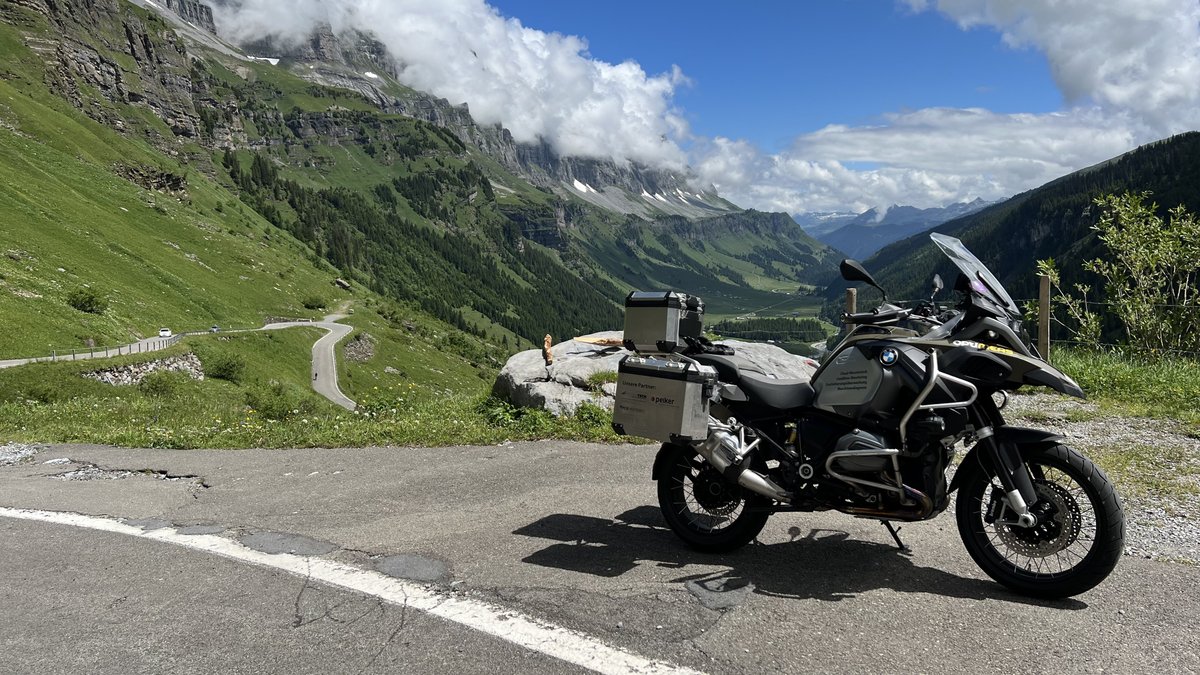 optiMEAS's tweet image. Our #optiMEAS #motorbike is going on #tour again!
#Follow the bike live, starting today at 2pm until Sunday and have a first look at our #dashboard.
dashboard-stage.opticloud.io/.../77eab400-e…...