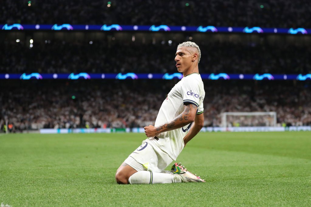 FootyKitPlug_'s tweet photo. CL football is back 🤩 https://t.co/QhzMpU3AA7