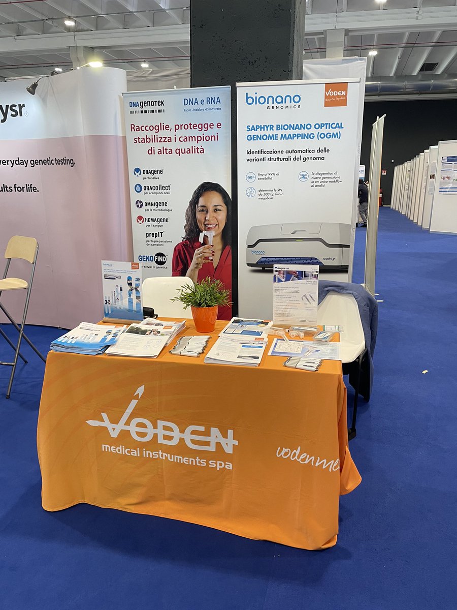 biowakeup's tweet photo. @bionanogenomics is at the meeting of Italian Society of Human Genetics (SIGU), with our partner in Italy, Voden Medical! Growing interest for #OGM in this beautiful country 😄 “Identificazione automatica delle varianti strutturali del genoma”- how beautiful that sounds 😎 https://t.co/zknfKlglFl
