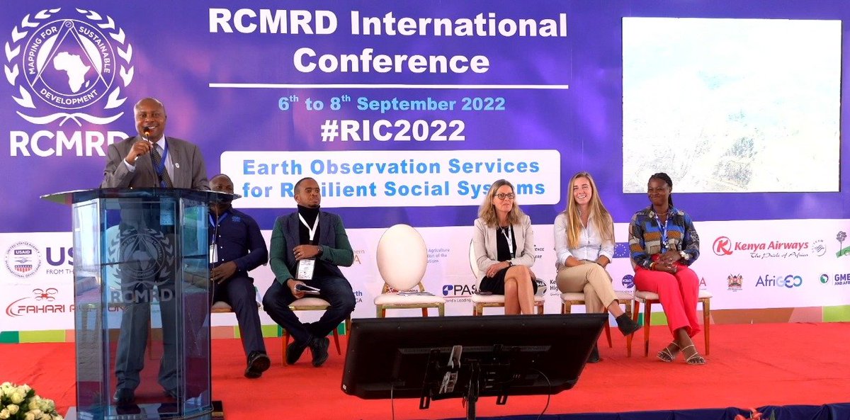 RCMRD_'s tweet photo. Insurance companies should use #GIS to help reduce risks by making their own classification eg. heat risk &amp; flood risk, so they can provide the right insurance policy.  
RCMRD #SERVIRESA is working on GAIINS project which looks into the inclusion of #gender &amp; Index #Insurance https://t.co/V2aN1cHXJc