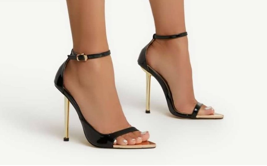 😷Shoesly 👠 tweet media