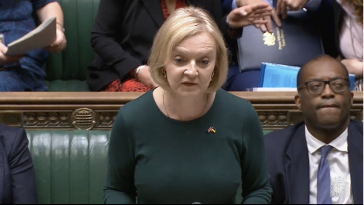 daisydunnesci's tweet photo. It's official: UK PM Liz Truss has announced her intentions to lift the fracking ban

"We will end the moratorium on extracting our huge reserves of shale which could get gas flowing as soon as six months, where there is local support for it."

@CarbonBrief factcheck coming soon https://t.co/FaU4NUteyu