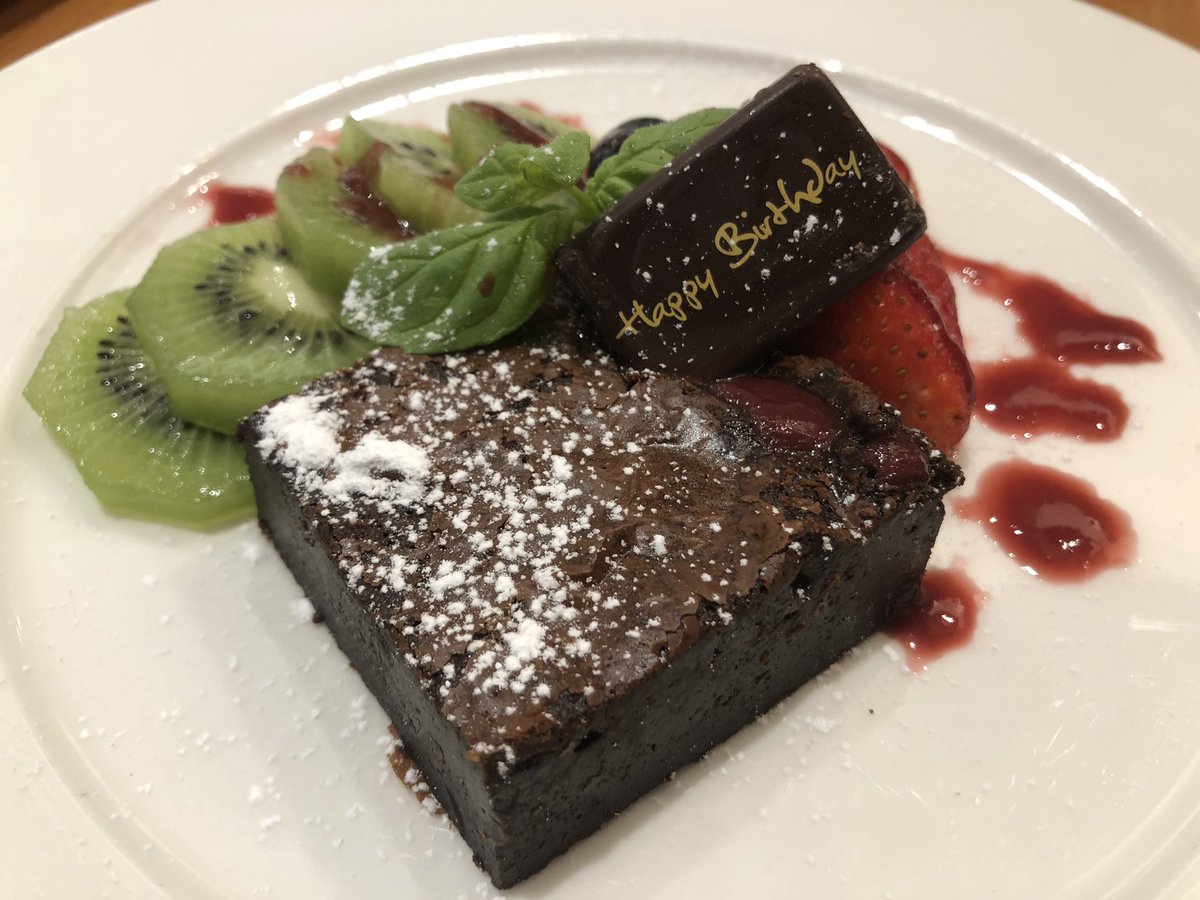 Celebrating a birthday in style with Champagne, smoked salmon and a surprise birthday cake in <a href="/VirginAtlantic/">virginatlantic</a> Clubhouse at <a href="/HeathrowAirport/">Heathrow Airport</a> #holidays