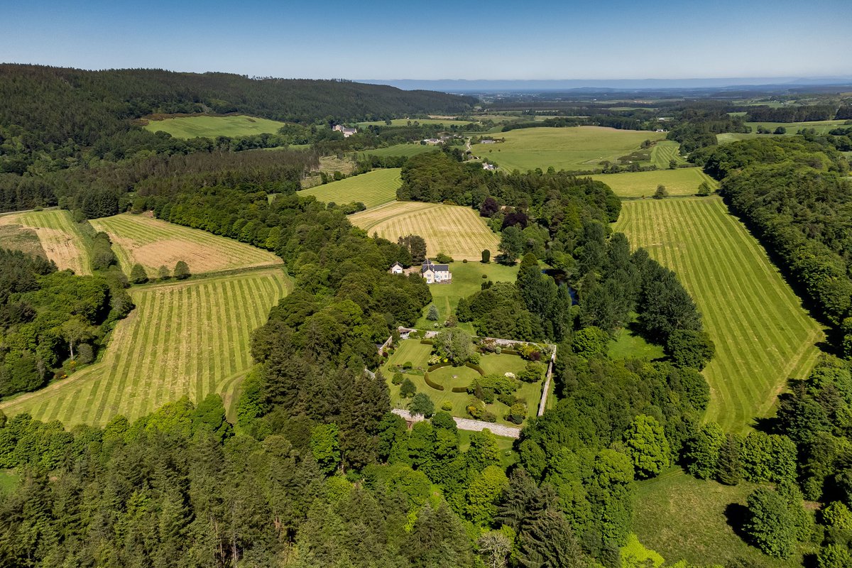 Galbraith_Group's tweet photo. Newsπ | A spectacular low ground estate of some 547 hectares (1,353 acres) nestled in the stunning Vale of Pluscarden, has come to the market through Galbraith.
Hear from partner Rod Christie, on the sale, belowπ
π² https://t.co/QbTbQ2Dr0T
#Galbraith | #Pluscarden https://t.co/rXvGObr7MV