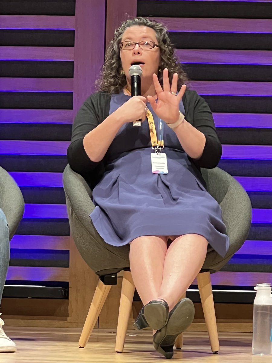 “Good managers should not be surprised when you hand in your notice.” ⁦<a href="/LouiseLockie/">Louise Lockie (She/Her)</a>⁩ at #DevOpsDreamin