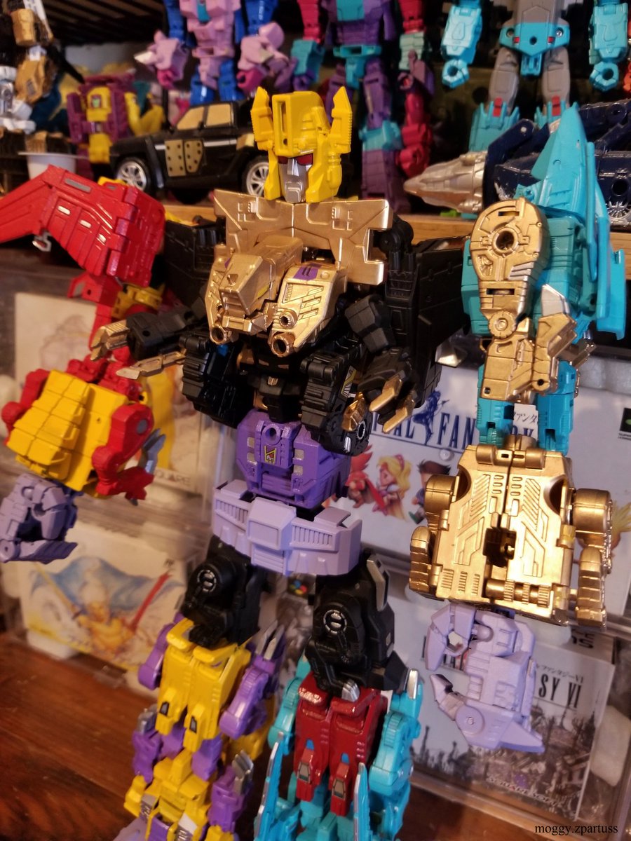 MoggyZpartuss's tweet photo. Throwback Thursday, Monstructor (Transformers G1) #monstructor #pretenders #monsterpretenders #decepticons #G1 #transformers #customtoys #toycustomizer #toycustoms https://t.co/U2ZT6npEKg