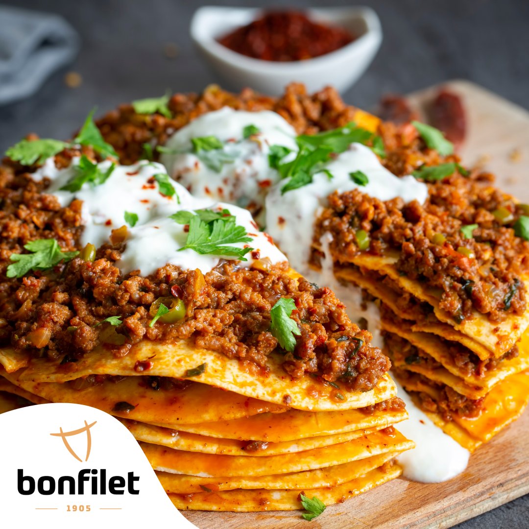 Kayseri’ye özgü muazzam lezzetli bu yemeği bilenler yoruma yazabilir mi?😍

Şimdi alışverişe başla 👉 bonfilet.com.tr
.
.
.
#oyunudeğiştir #iyibeslen #danakıyma #danaeti #tazeet #etustası #kayserimutfağı #yöresellezzetler #yöreselyemekler #kıymalıyemekler