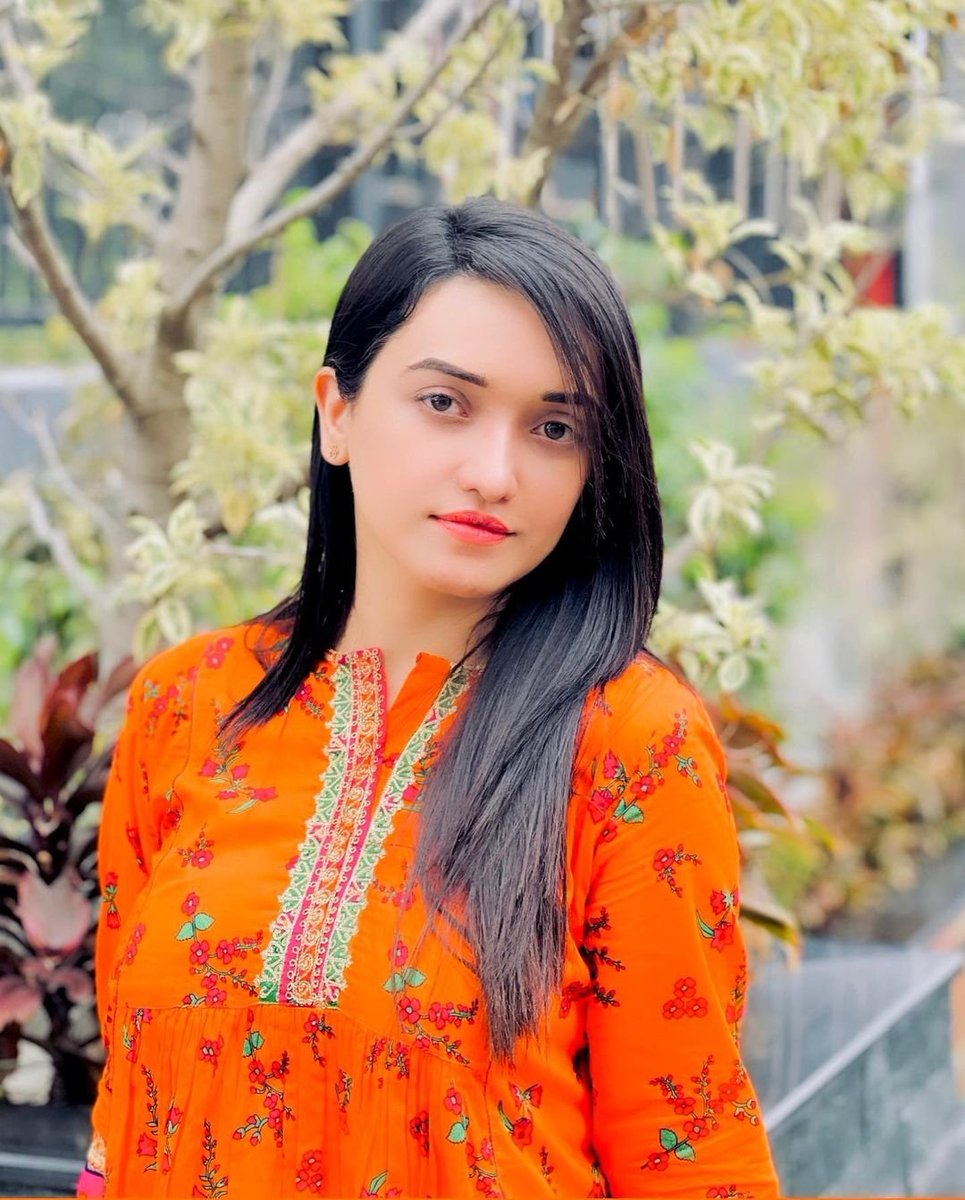 DeMarakaEntmt's tweet photo. Ever pretty 
@sanamkh22
 in her beautiful recent appearance 🧡 https://t.co/HBPqgzjvy7