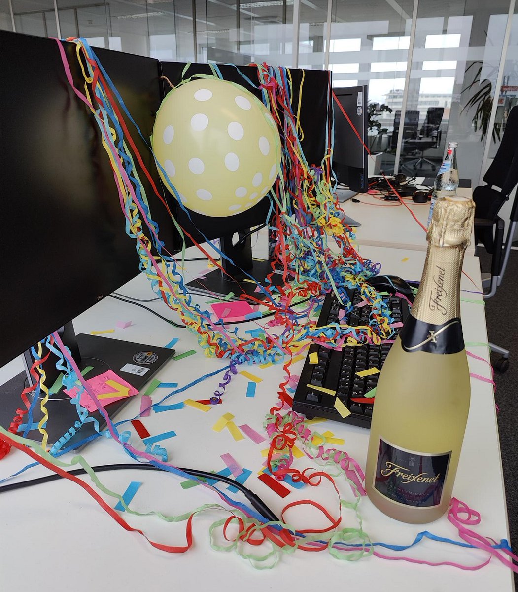 AddmoreGmbh's tweet photo. Unsere duale MATSE-Studentin Johanna hat mit Bravour ihren Abschluss gemeistert: 1,0 sowohl bei der IHK als auch im Bachelor! 🎉🎉🎉 Wir gratulieren dir von ganzem Herzen, liebe Johanna!🧡
Infos zum dualen Studium hier: https://t.co/xHJ1F6AM1u
#addmore #abschluss2022 #MATSE https://t.co/9t9ezYJap0