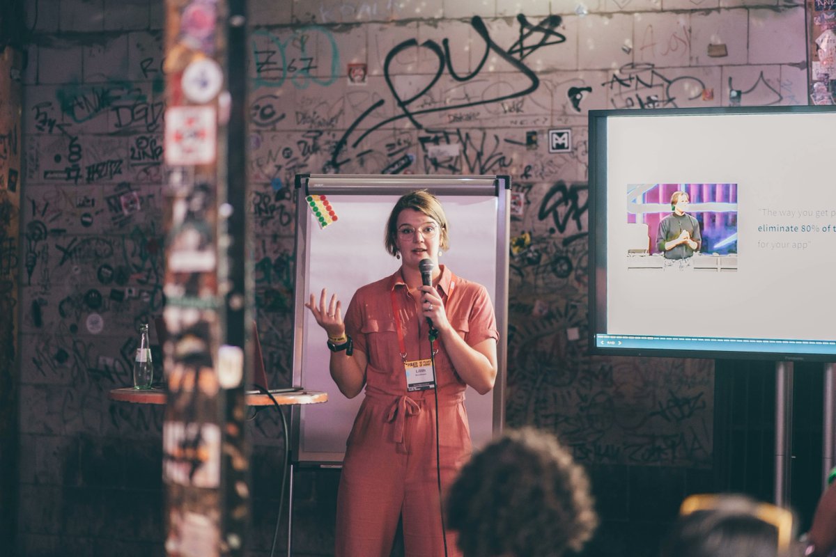 visualmakers_de's tweet photo. 🙌Am 6. und 7. September waren @lilithbuilds und @AlexSprogis bei @PIRATESummit in #Koeln und haben eine Masterclass über #nocode gehalten, die super ankam. Was für ein mega Event! #raiseyourself 
Für @visualmakers_de geht's heute weiter zu Solutions in Hamburg.👋 https://t.co/X6TBmlG6eR