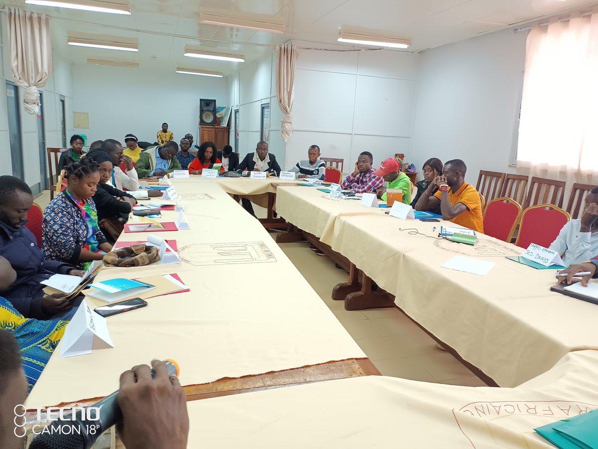 #Synergie des Fact-Checkers Centrafricains : Aujourd'hui les jeunes des arrondissements 1;2 et 6 de Bangui pour être engagés dans la lutte contre la désinformation sur les réseaux sociaux.
Cet atelier est soutenu par notre unique partenaire la <a href="/UN_CAR/">MINUSCA</a> .