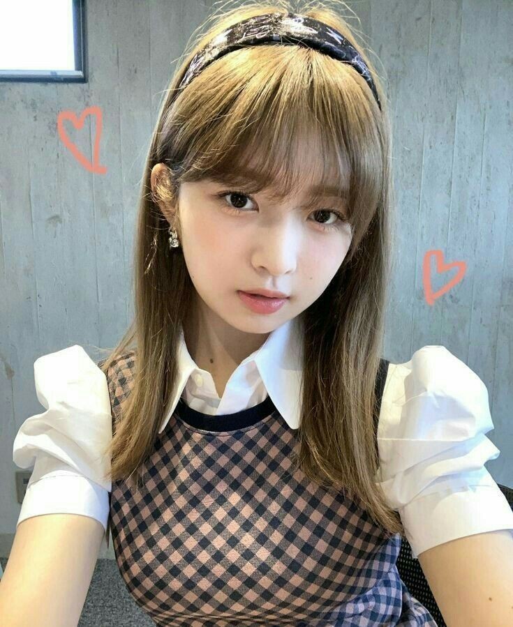 copsREI's tweet photo. ️️️️ ️️️
️️️
Nama : Ayudisha Naura Gantari
Panggilan : Naura, Rara, Nau
TTL : Bogor, 22 Oktober 2004
Hobi : Makan dan tidur
MaFa : Sate Ayam
MiFa : Air mineral
Motto : Jika ada yang sulit, mudah kenapa harus yang?

Sekian biodata Naura, salam kenal bstie
️️️
️️️️ https://t.co/Vg50L8h3Gb