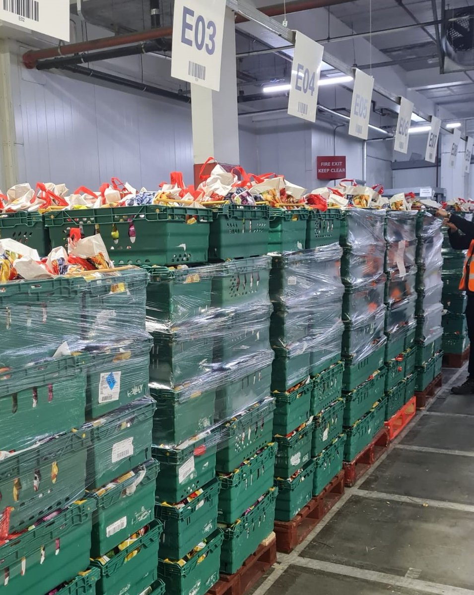 The team were busy preparing our #StrongerStarts healthy and nutritious food packs earlier this week, with  2,000 packs now delivered to over 80 DEIS schools. We’re on track to deliver over one million meals to school children most in need, and their families by May 2023