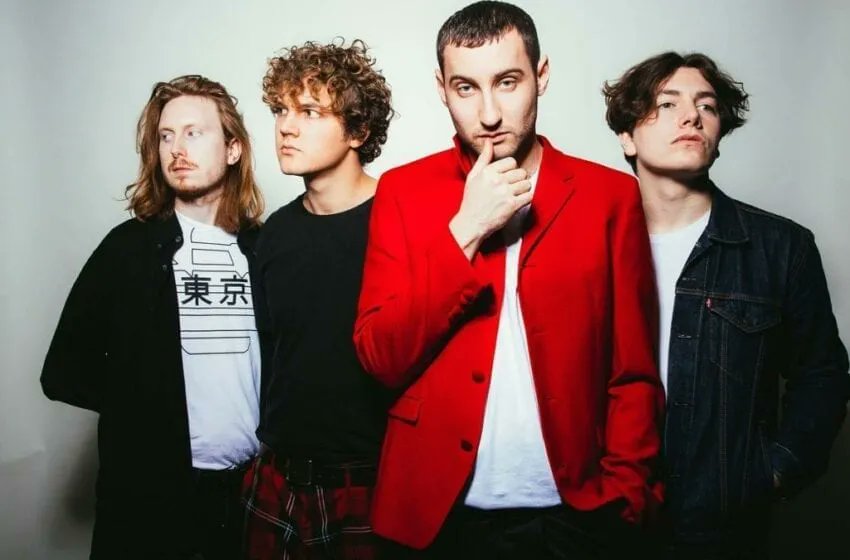 This #ThrowbackThursday we're checking out some past debut album reviews. Firstly, Open Up Your Head by Sea Girls. 

"Open up Your Head is an impressive first outing, feeling familiar but fresh to anyone who was a fan of indie music before its downfall."

buff.ly/3ycntn1