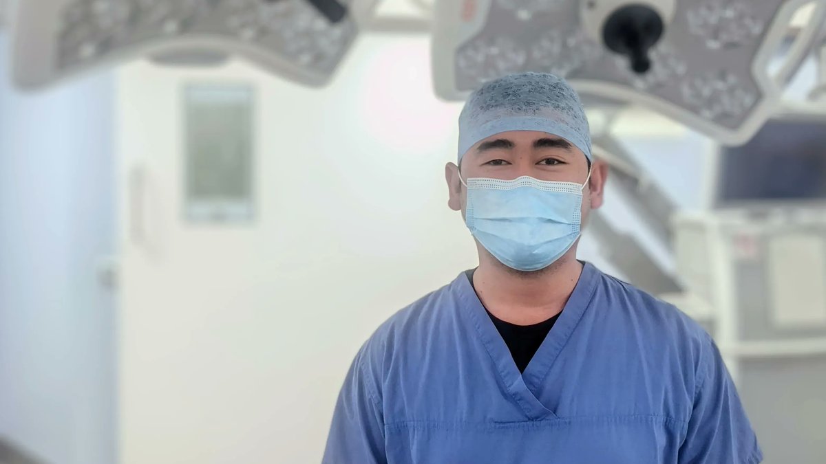 uclh's tweet photo. Are you a #newlyqualifiednurse looking to start your exciting career? Our vision is to deliver top-quality patient care, excellent education and world-class research. Start your #nursing journey by joining UCLH! https://t.co/O1CICb8K8V #nqn #gradnurse #graduatenurses https://t.co/YgdoTXQuur