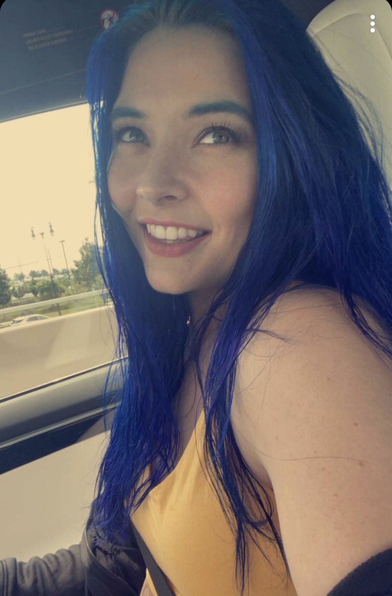animatedhello's tweet photo. Are you insane like me?
#Halsey #gasoline #hairdye #bluehair #yellow #insane #artist #heatherdunham #animatedhello #buffalomodel #ny https://t.co/Blud2uQoNC