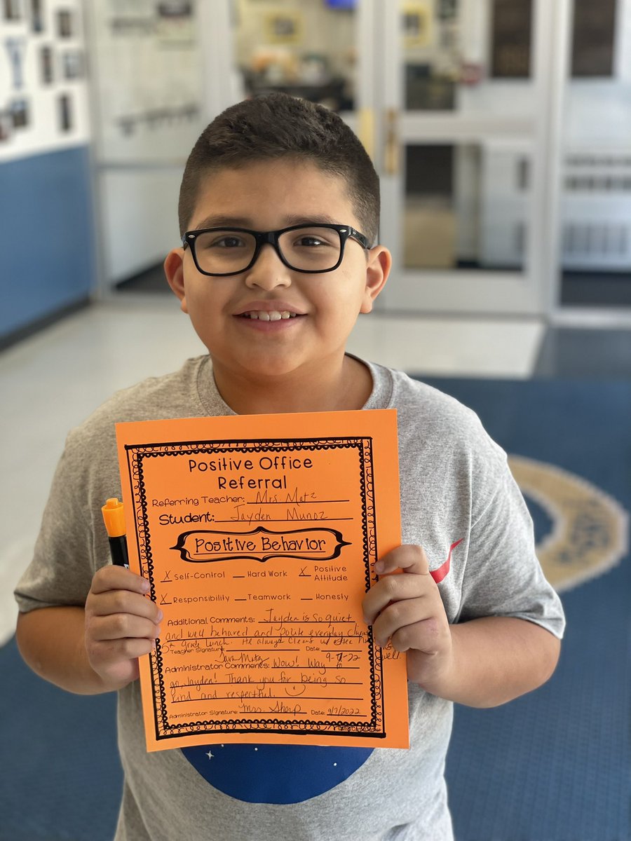 AP_SharpVV's tweet photo. We had another positive office referral at The View. ππΌ #letsgoooo #superstudent #kindnessismyfavorite https://t.co/yG1dgmkhQW