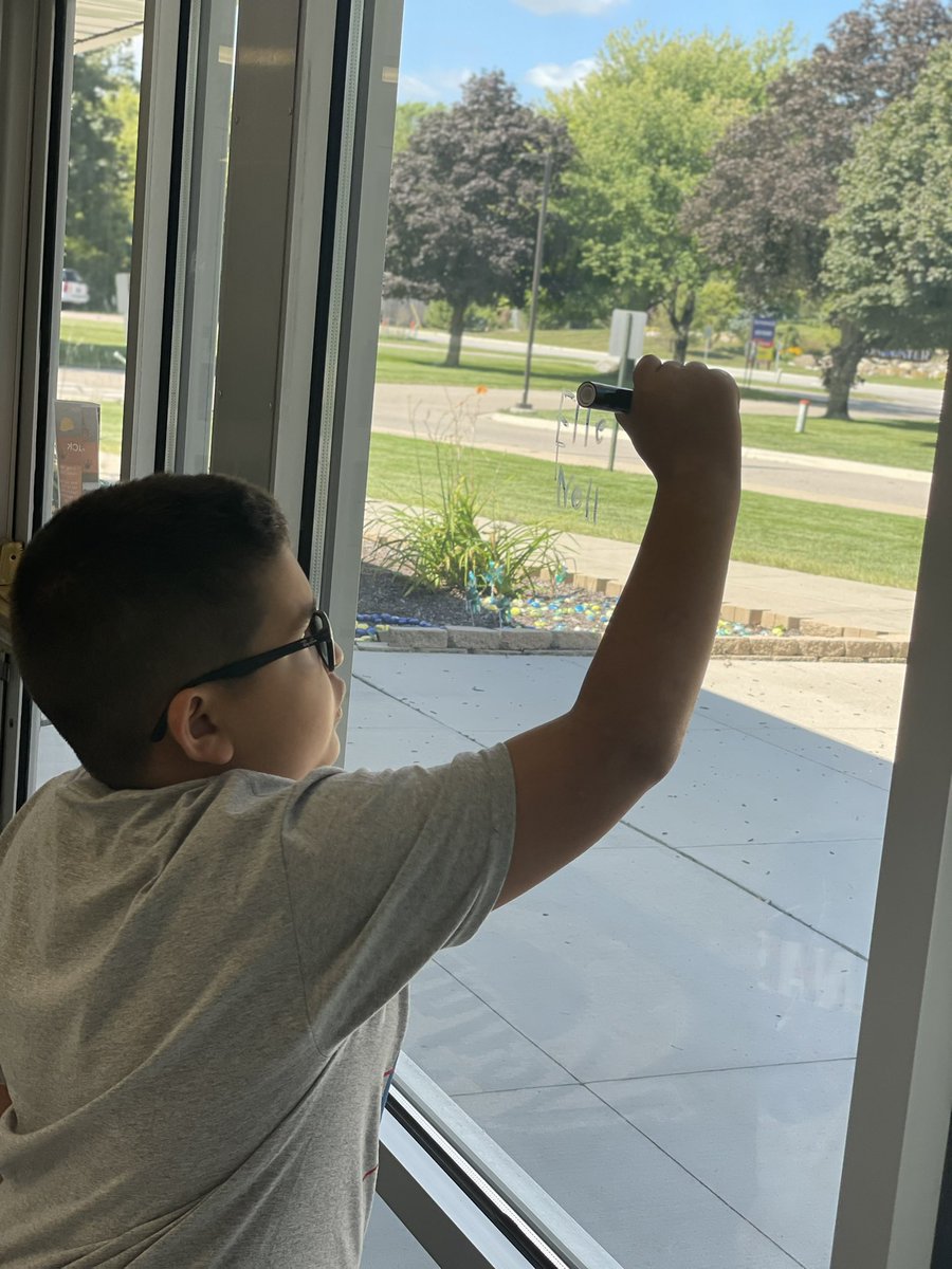 AP_SharpVV's tweet photo. We had another positive office referral at The View. ππΌ #letsgoooo #superstudent #kindnessismyfavorite https://t.co/yG1dgmkhQW