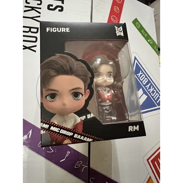 mariasattic1's tweet photo. I'm selling OFFICIAL RM TINY TAN MIC DROP FIGURE for ₱. Get it on Shopee now! https://t.co/vsCBjE5ih3 #ShopeePH https://t.co/gkRPB6kA9h