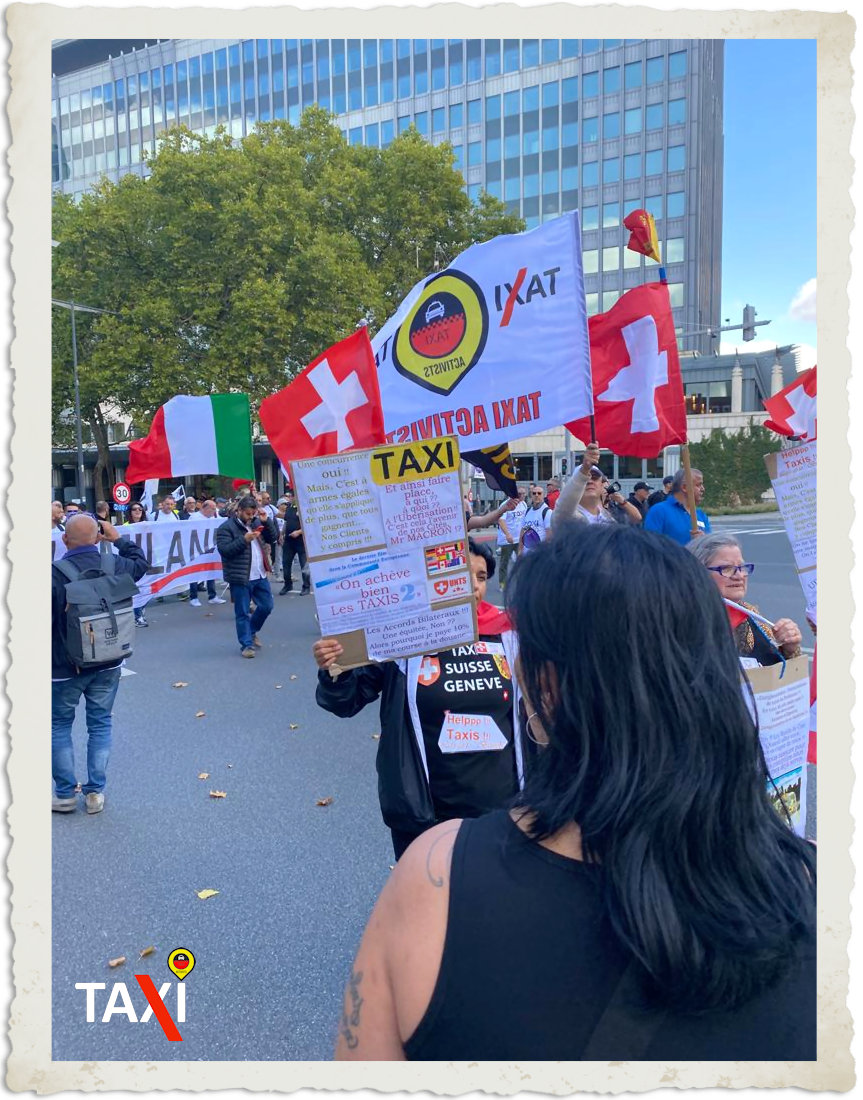 TaxiActivists's tweet photo. Taxi Activists en la manifestación de Bruselas (imagen06) 📸🚕🚕🚕
Activistas de la plataforma @TaxiActivists han acudido, hoy jueves 8 de septiembre de 2022, a la movilización de taxistas de todo el mundo contra #Uber en #Bruselas.
#DeleteUber #UberOff #UberGoHome #UberFiles https://t.co/JSYmDvzh8o