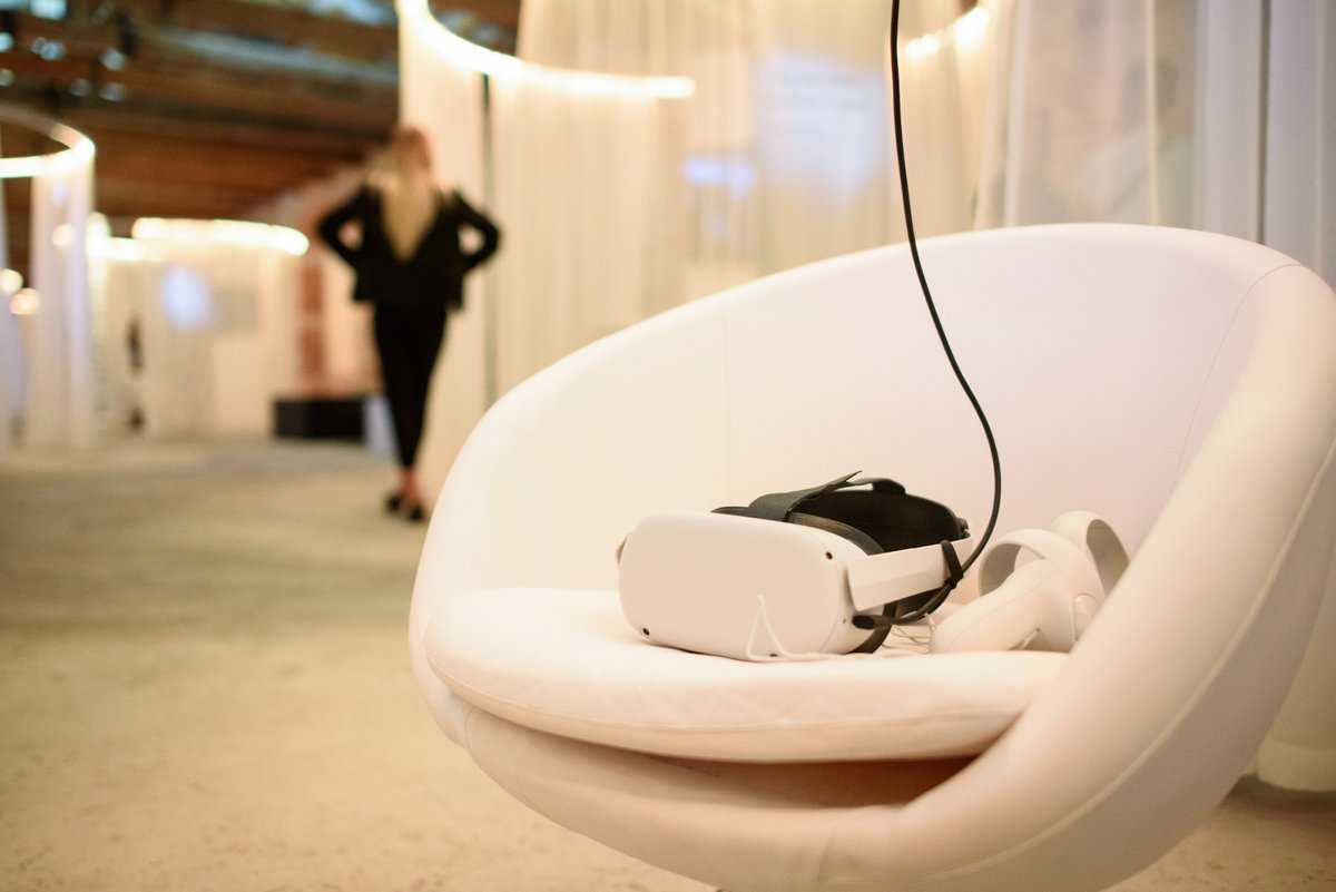 la_Biennale's tweet photo. #BiennaleCinema2022 Postcards from #VeniceImmersive! The Meta Quest 2 headsets are part of @Meta's AS GOOD AS NEW programme, which gives you the option to purchase refurbished #VR headsets for a lower price. Same features, performance, quality: give gently used products new life! https://t.co/8xgR7OziMU