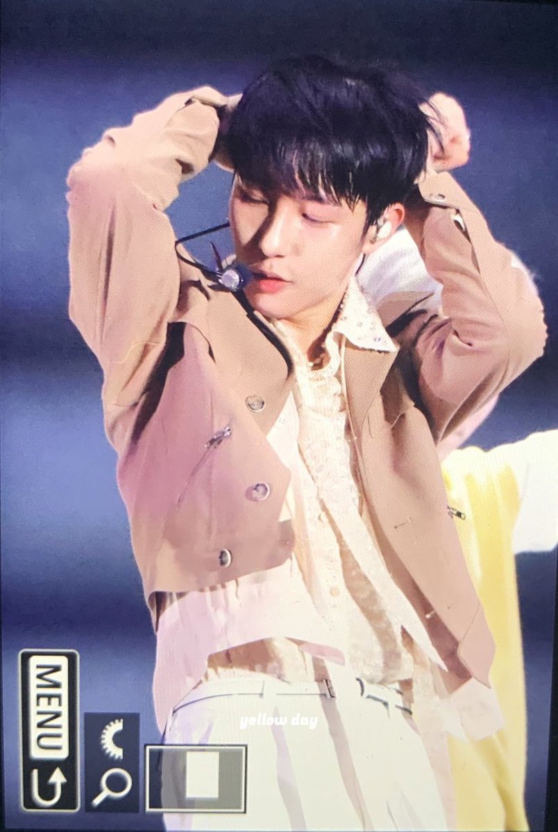 duality of renjun 🙈